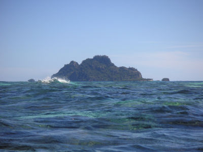 モノリキ島