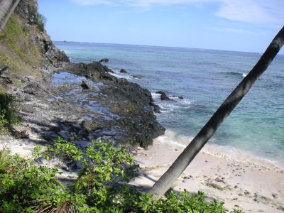 左側の海