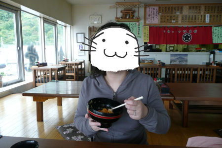食事中